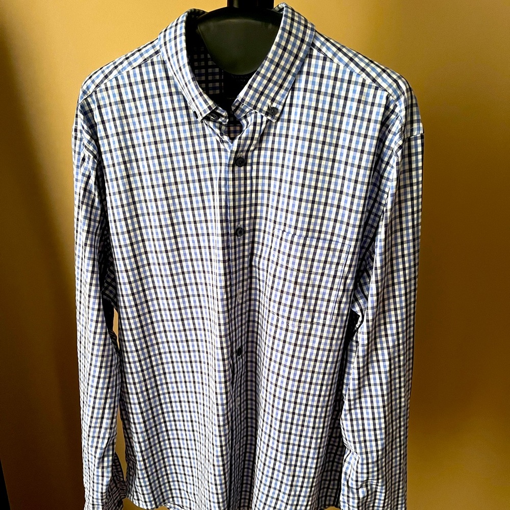 UNTUCKit Shirt